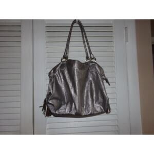Soft and roomy‎ Chateau bucket bag large Fringed